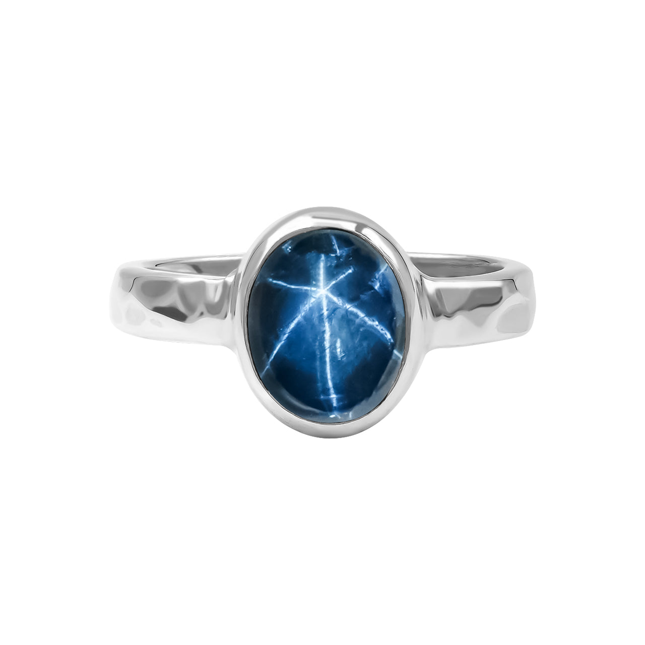 Attractive Star Sapphire Ring in Sterling Silver